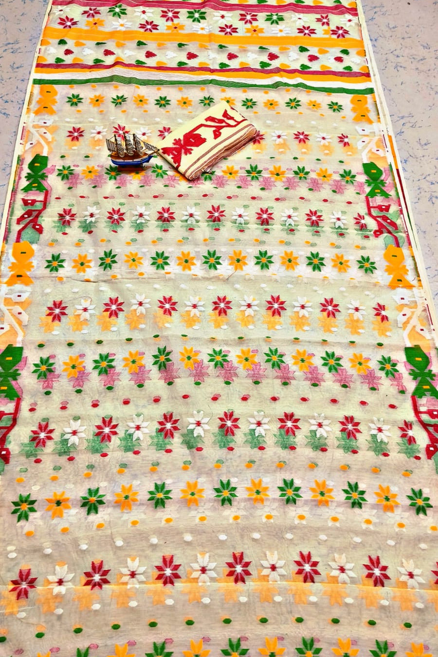 Shaili Dhakai Jamdani Saree