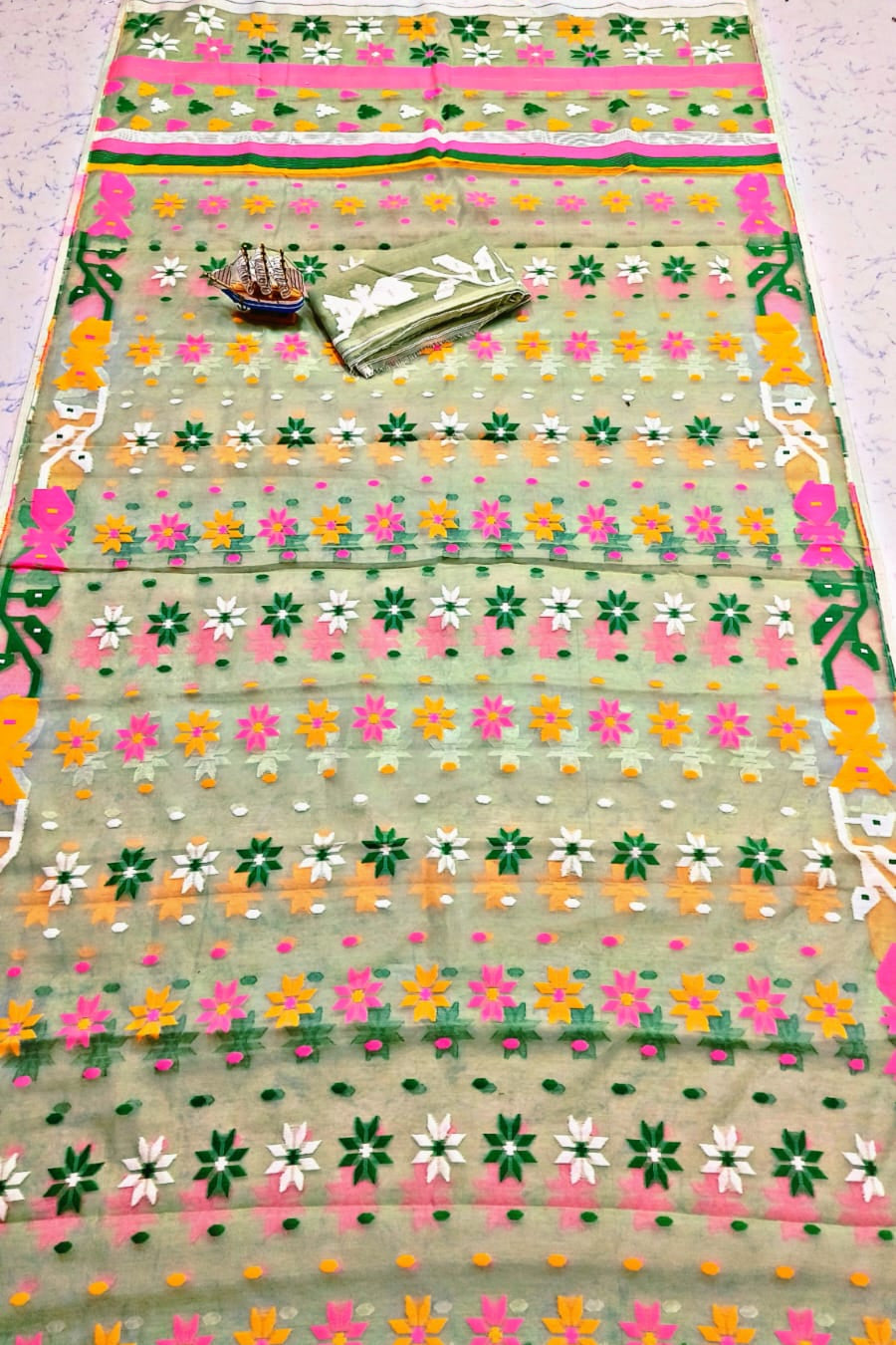Shaili Dhakai Jamdani Saree