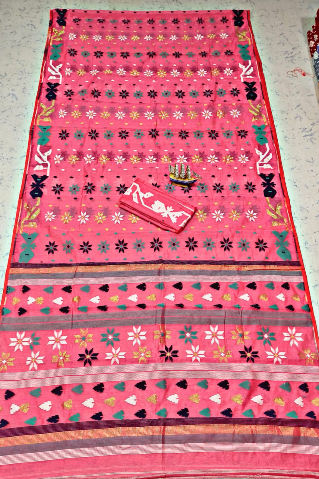 Shaili Dhakai Jamdani Saree