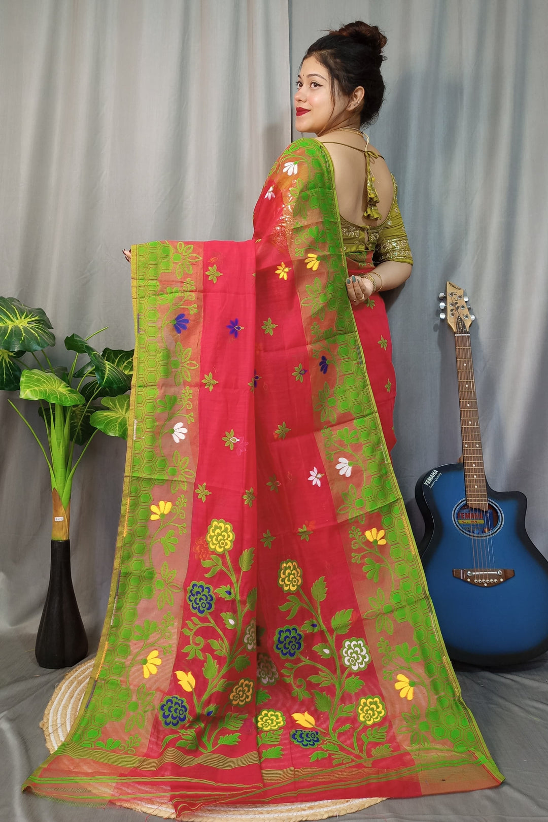 Legacy Of Artisans Dhakai Jamdani Saree