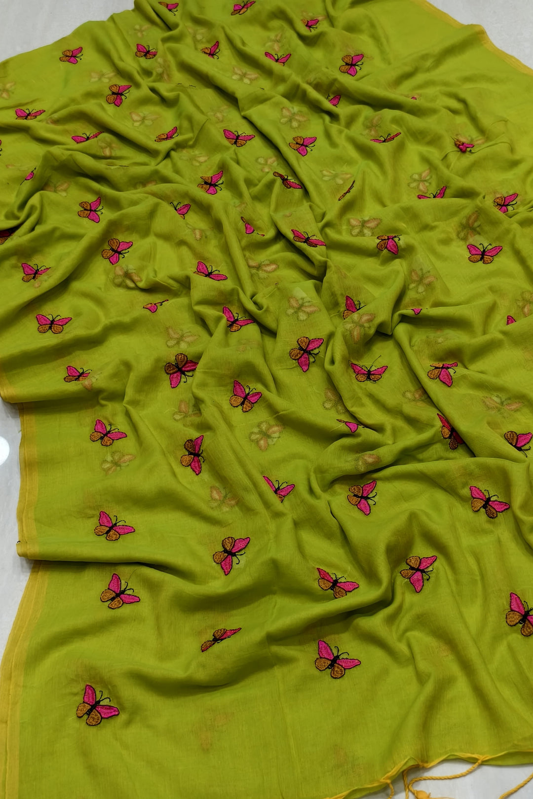 Ashni Mul Cotton Green Saree