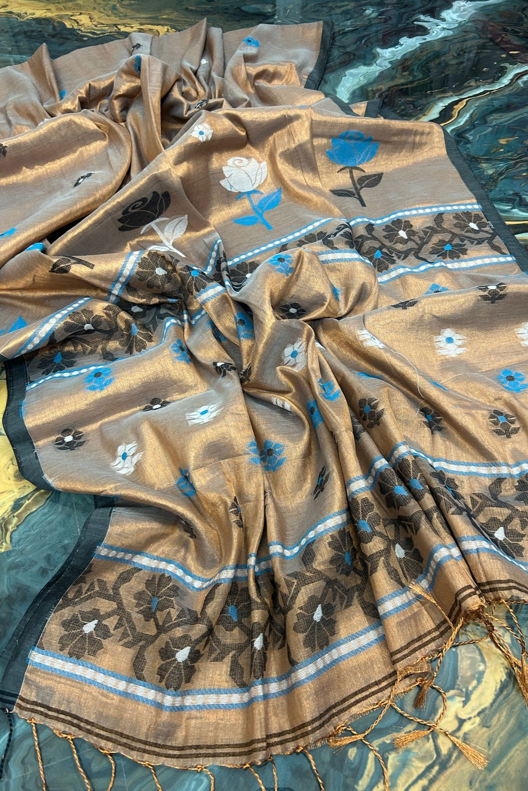 Digontojoyi Raga Tissue Cotton Jamdani Saree