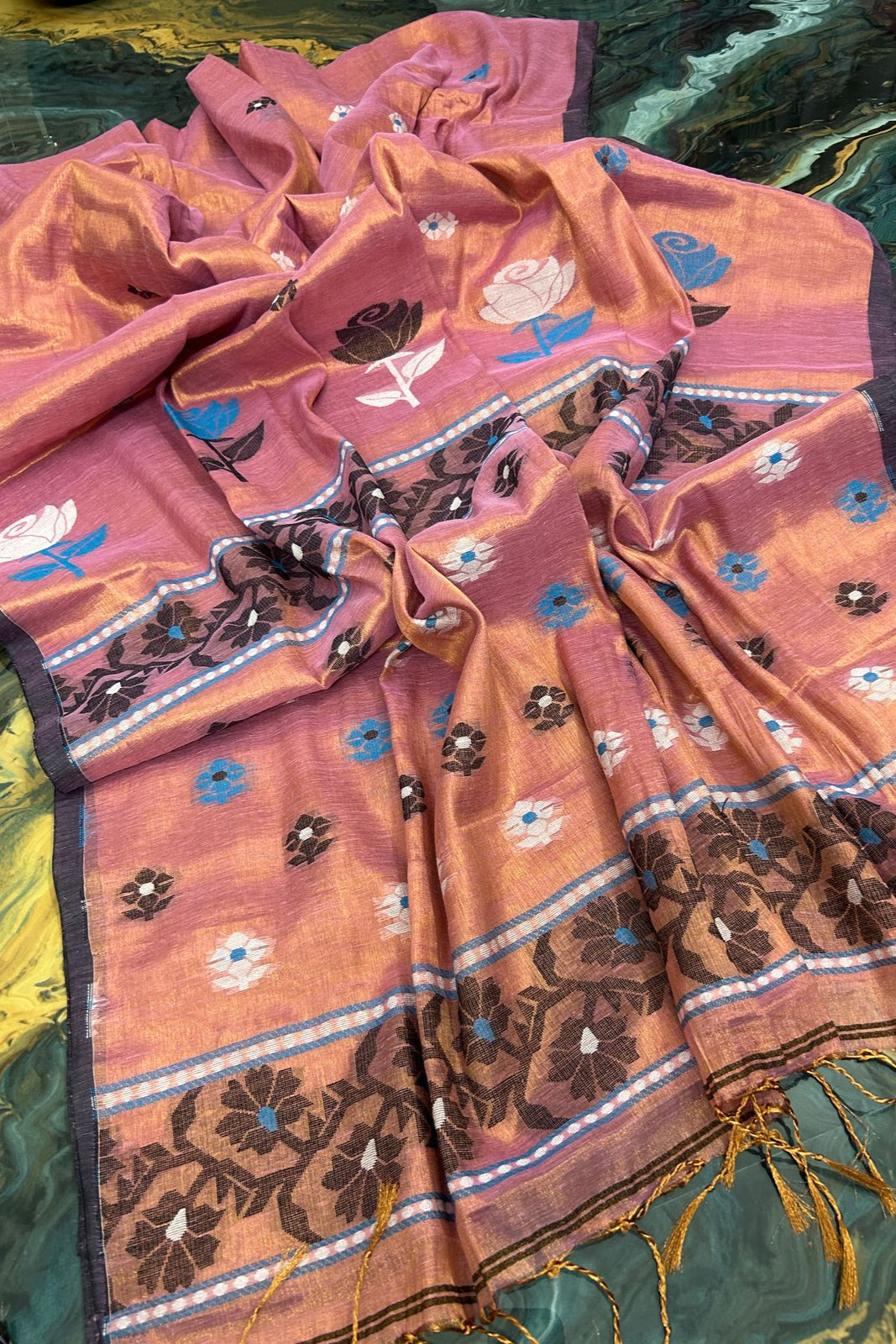 Digontojoyi Raga Tissue Cotton Jamdani Saree