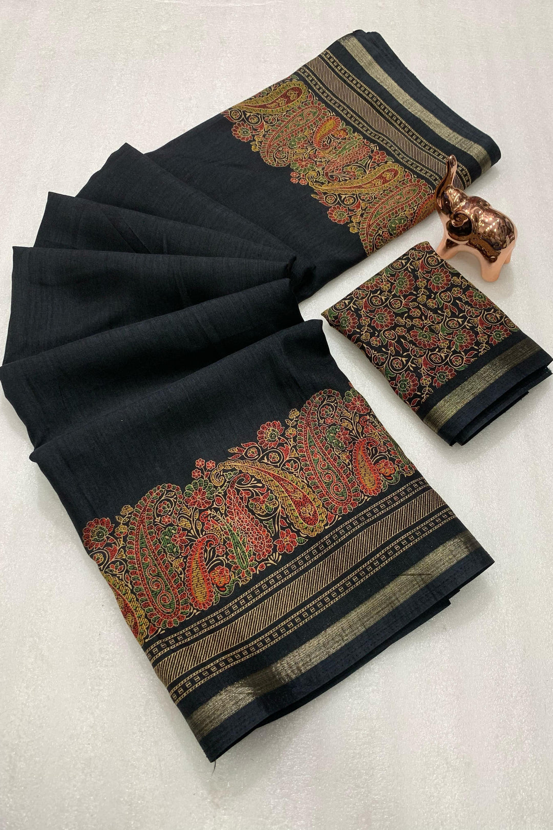 Heartwarming Tussar Silk Saree