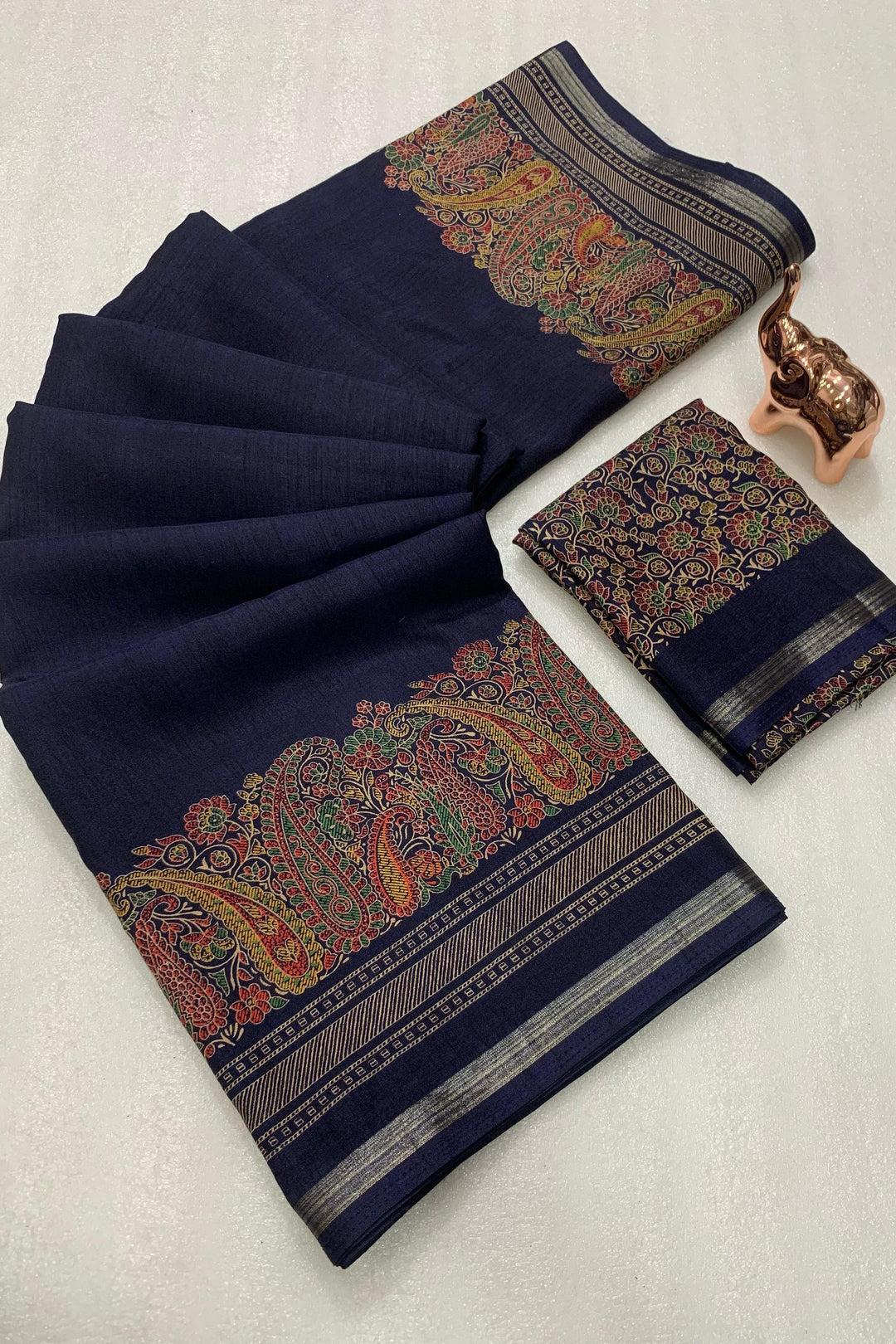 Heartwarming Tussar Silk Saree