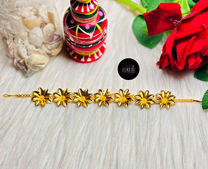 Pushpa-Gold Plated Matha Patti