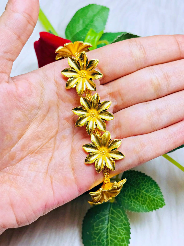 Pushpa-Gold Plated Matha Patti