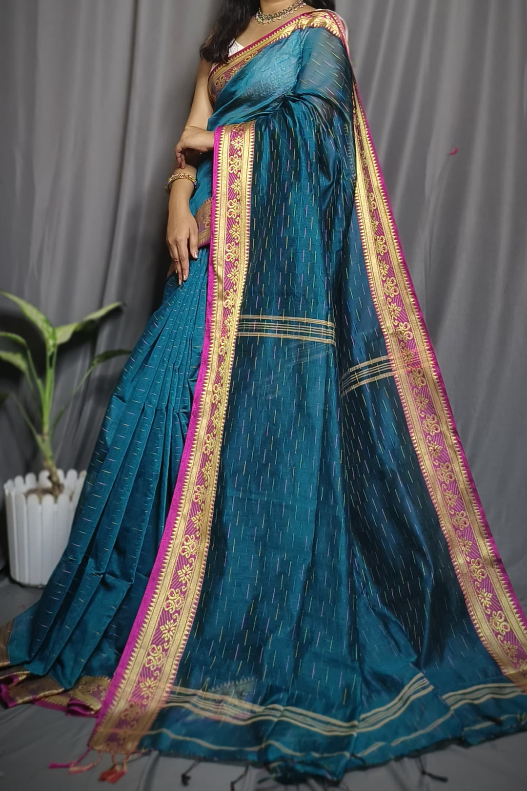 Anuragini- Feeling Love Cotton Silk Saree