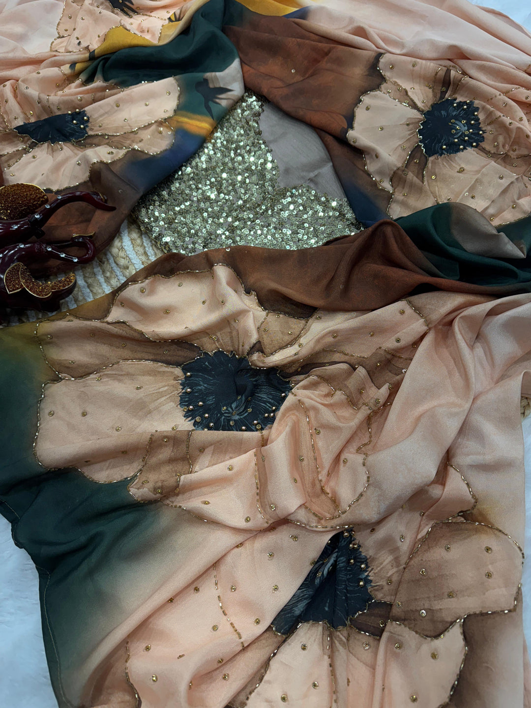 Necklace Of The Heart Crepe Satin Silk Saree