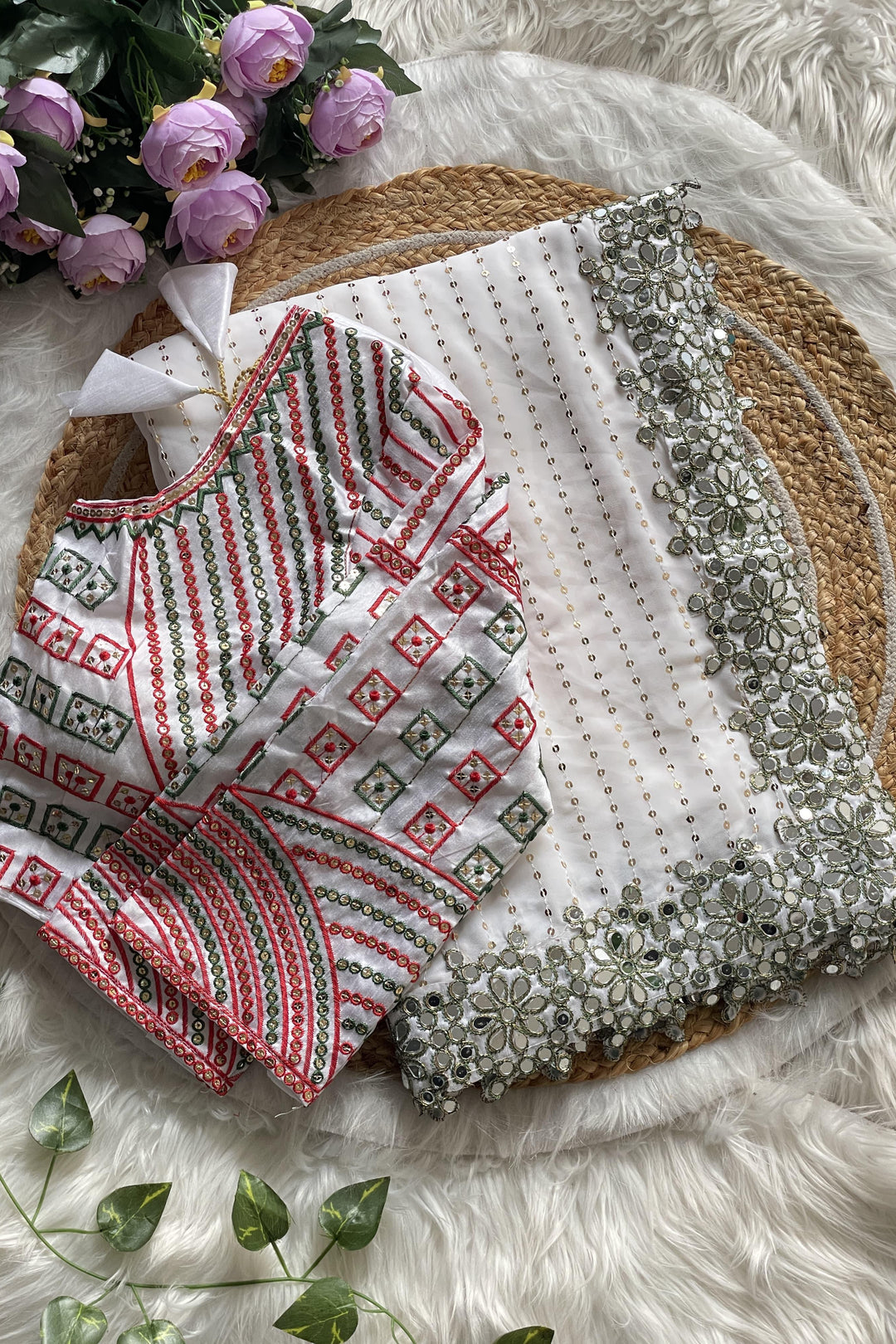 Color Of Beauty White Georgette Saree