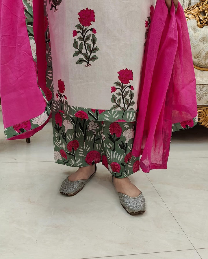 Aura of Fabric Cotton Kurti Set