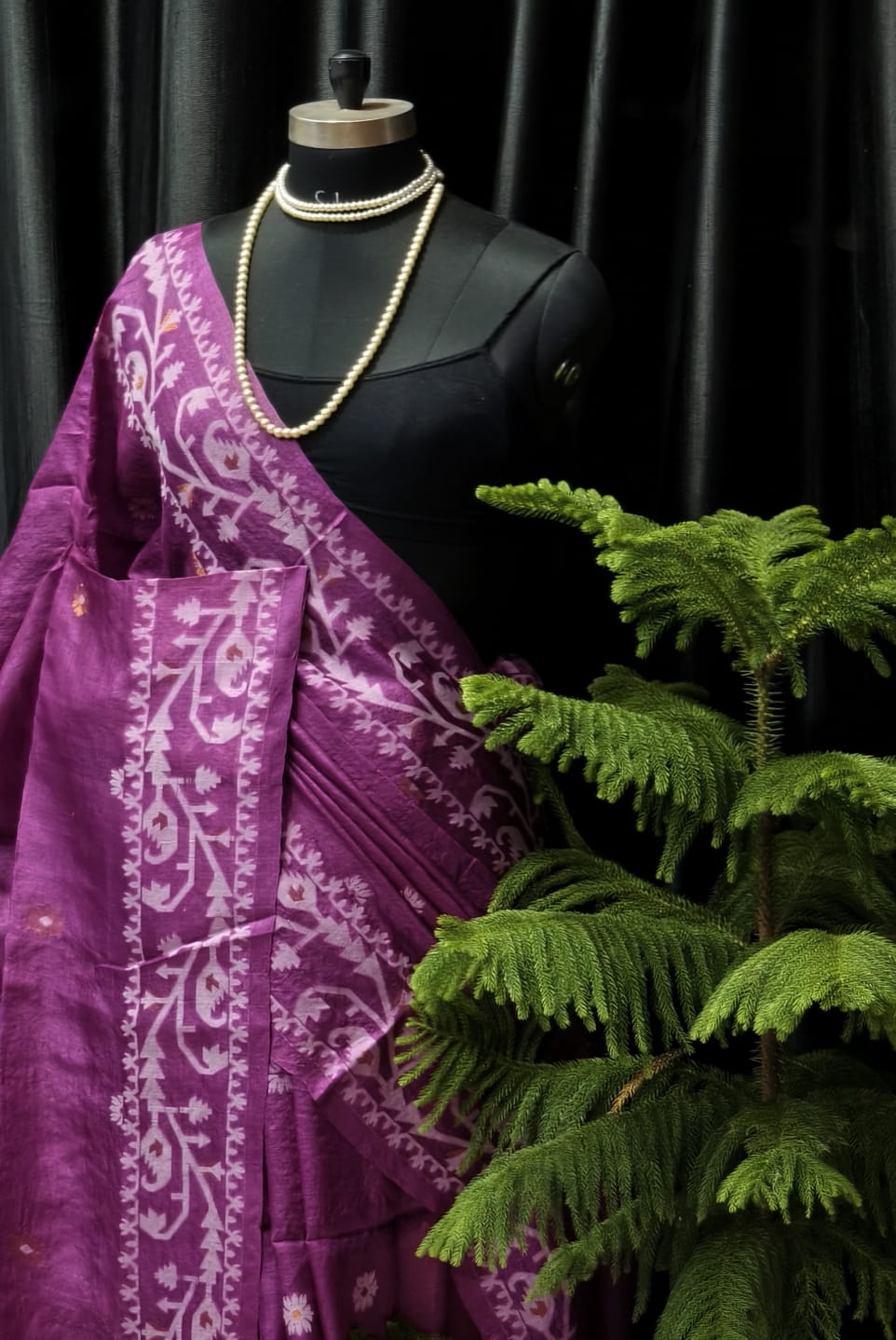 Kachha Sona Gachi Tussar Jamdani Saree