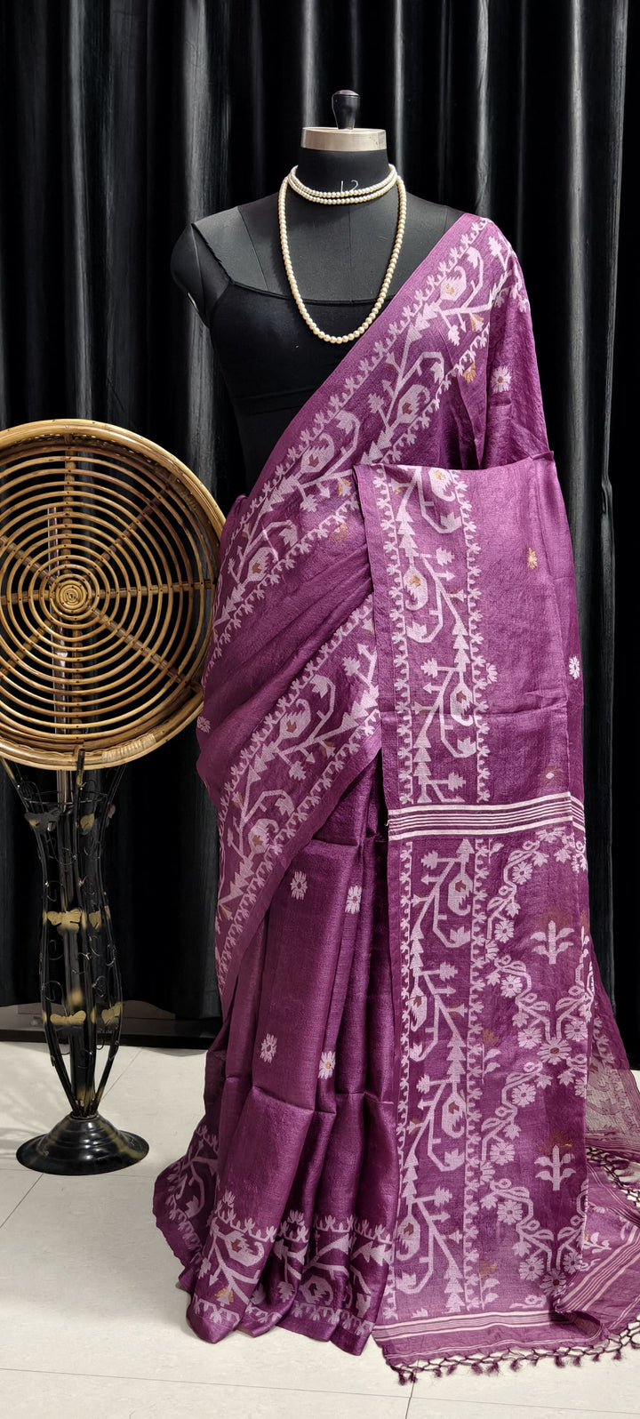 Kachha Sona Gachi Tussar Jamdani Saree