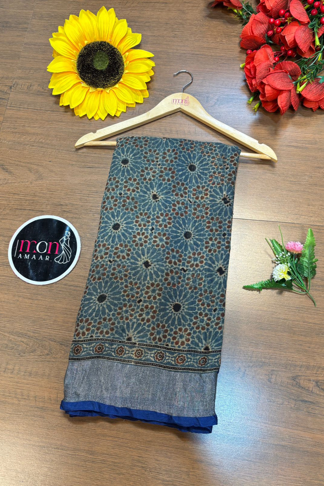 Ajrakhvaani - Linen Saree