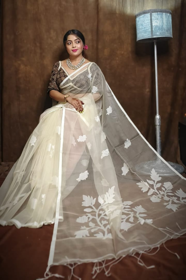 Rose Radiance Muslin Banarasi Saree