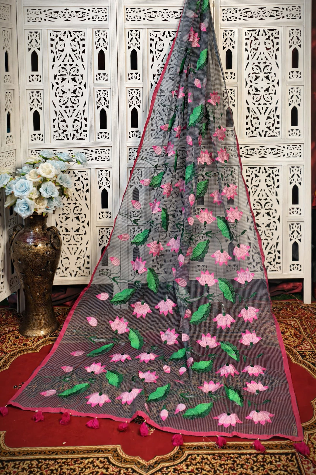 Shwetkamal Bengal Kota Saree