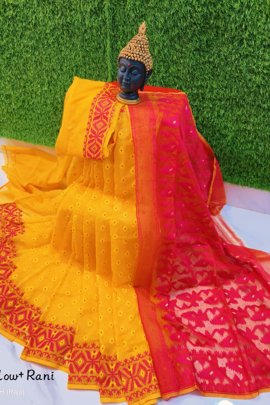 Moner Khame Dhakai Jamdani Saree
