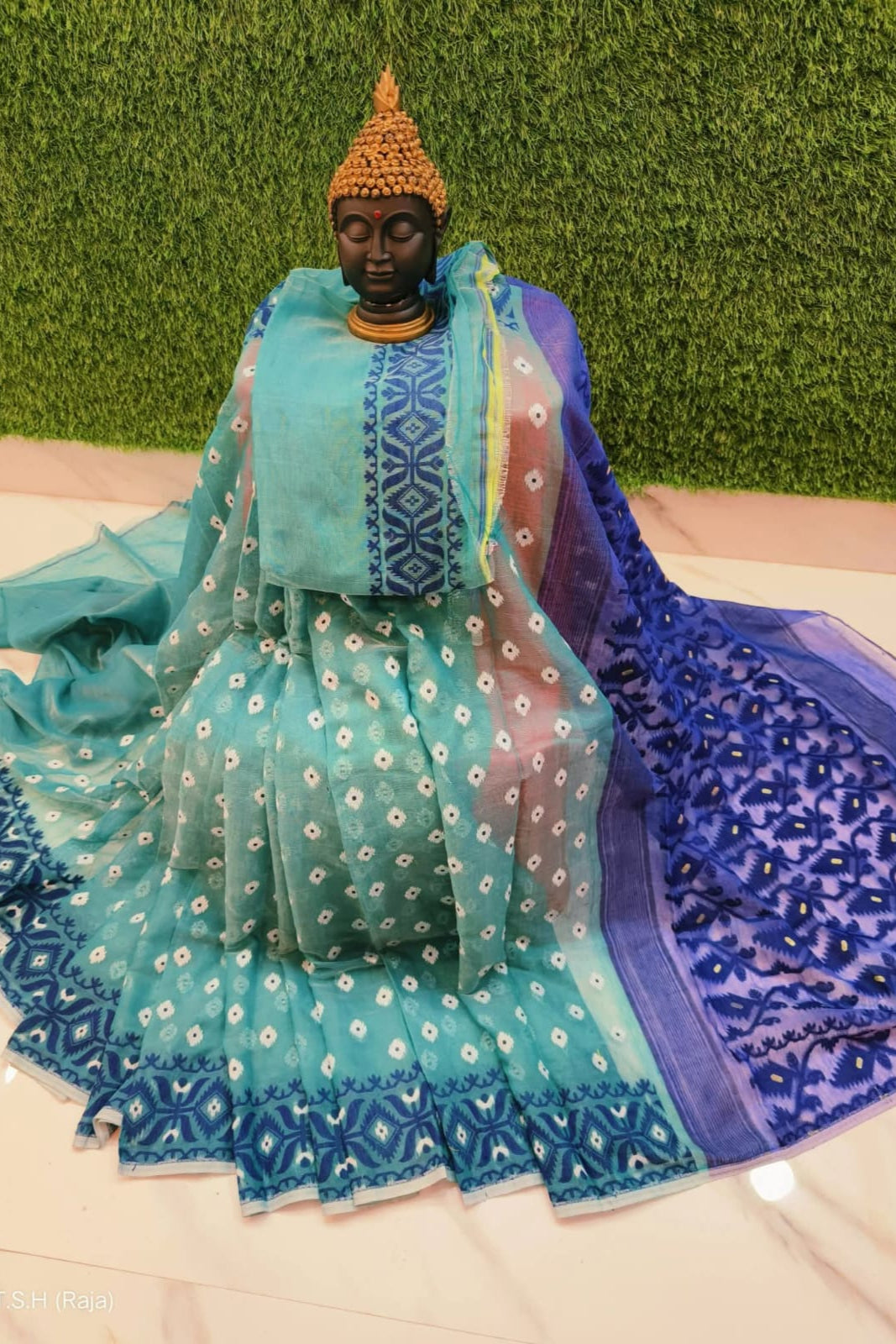 Moner Khame Dhakai Jamdani Saree