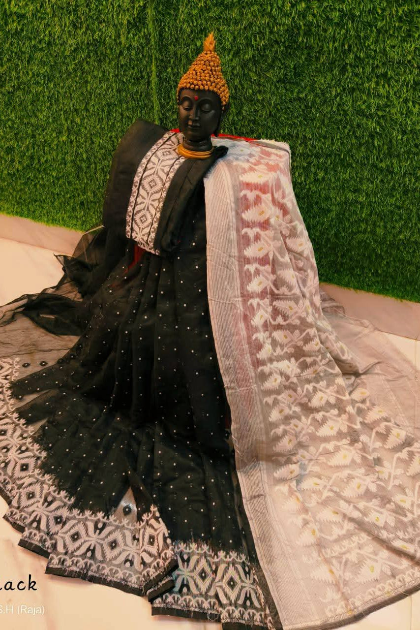 Moner Khame Dhakai Jamdani Saree