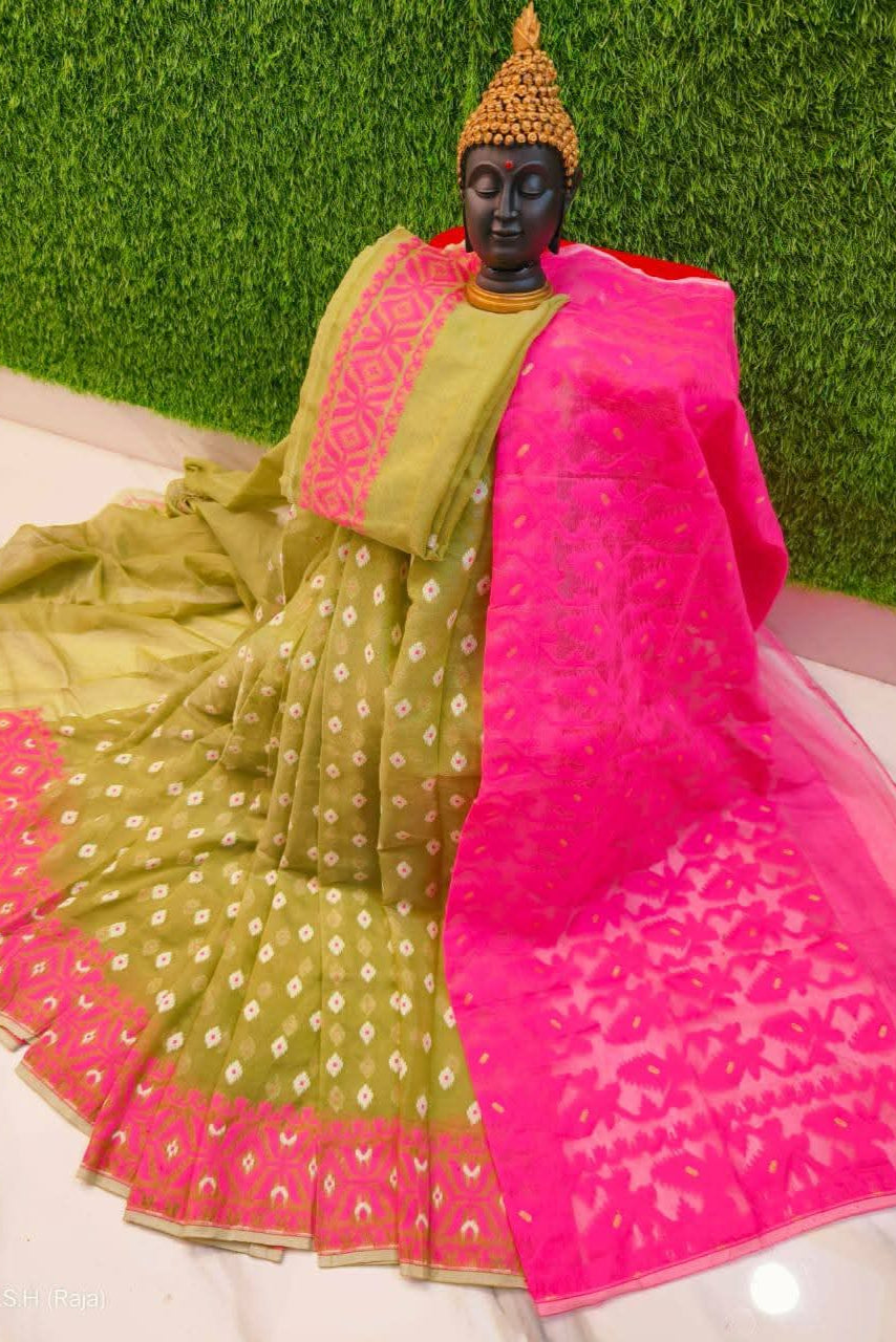 Moner Khame Dhakai Jamdani Saree