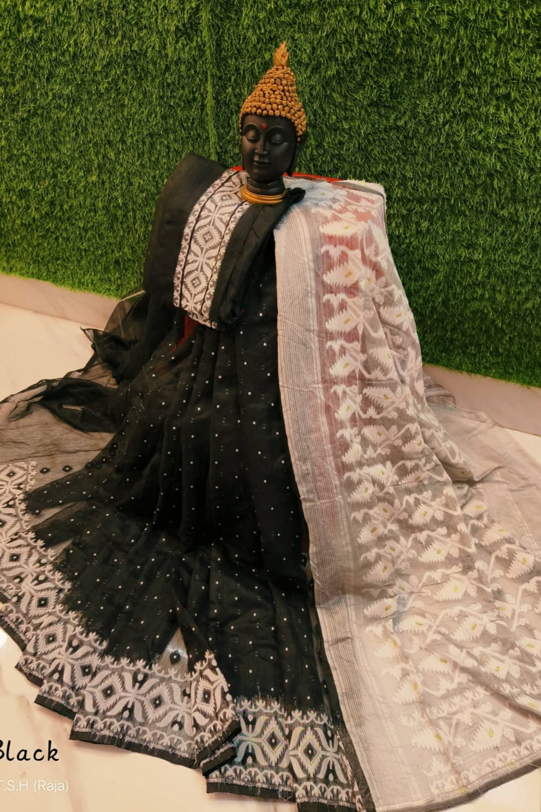 Moner Khame Dhakai Jamdani Saree