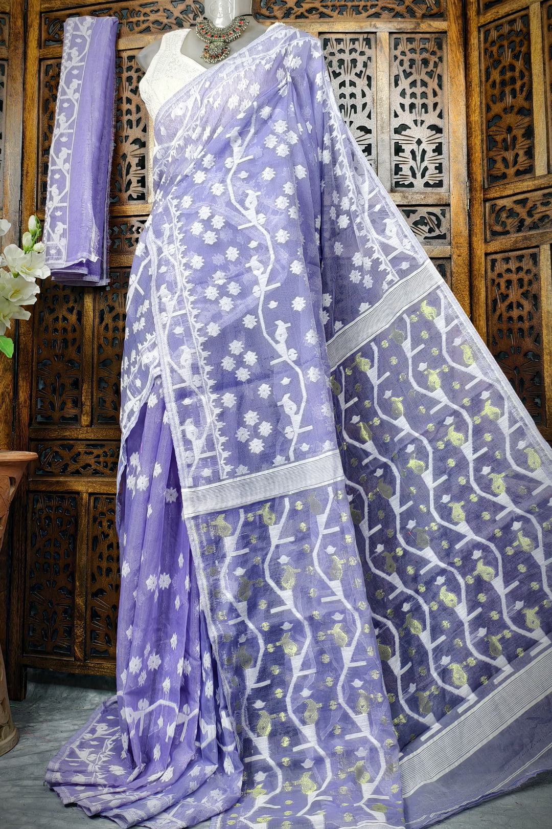 Kagojer Nouka Dhakai Jamdani Saree