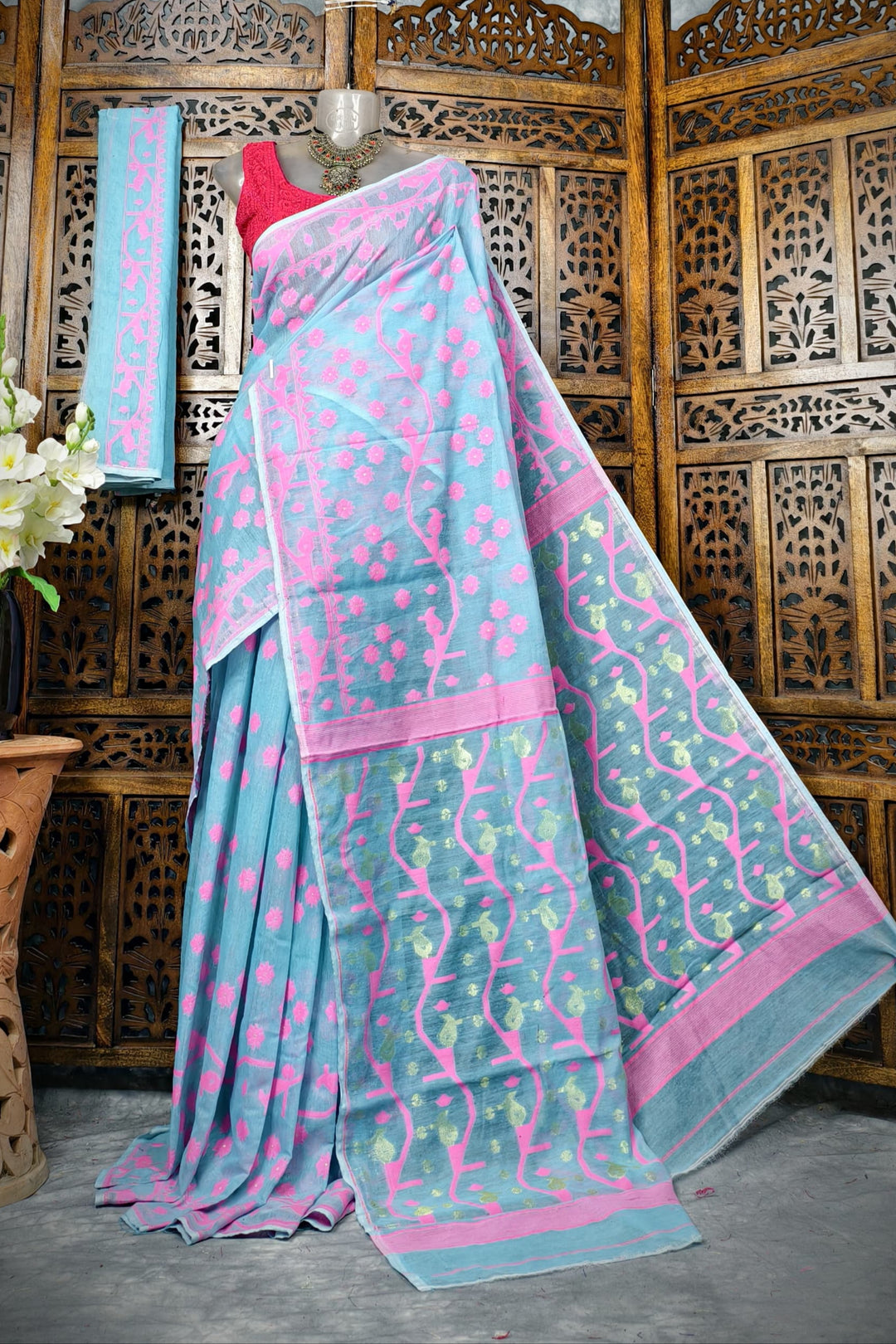 Kagojer Nouka Dhakai Jamdani Saree