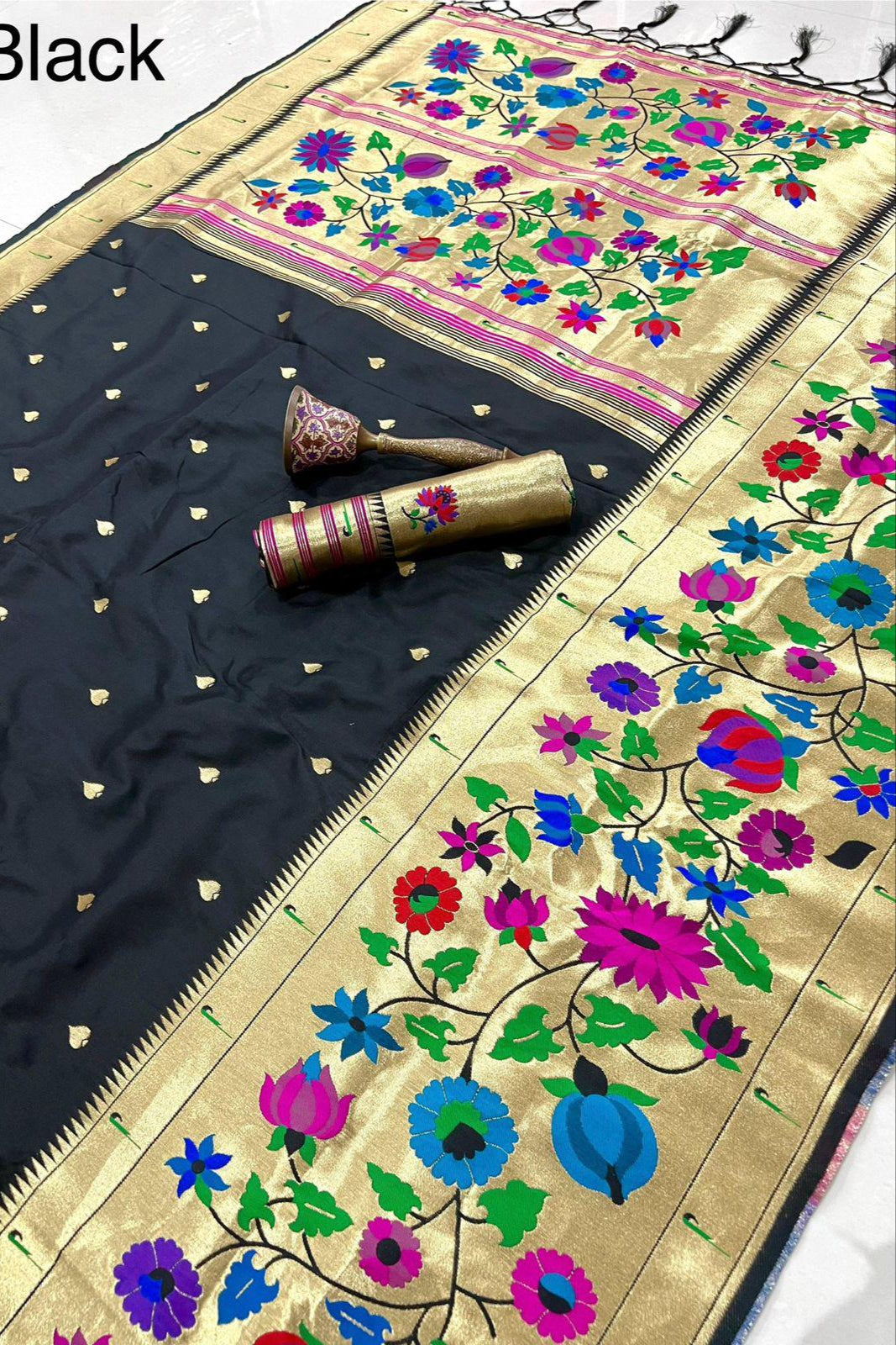 Moon’s memory Paithani Black Silk Saree
