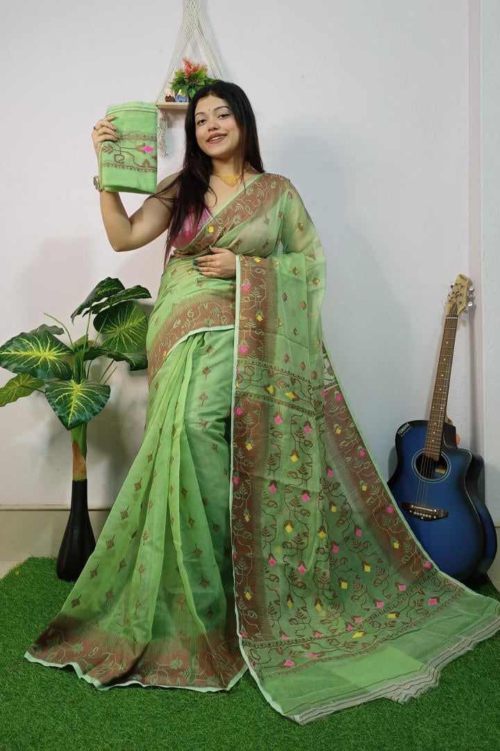 Bristir Gondho Dhakai Jamdani Saree