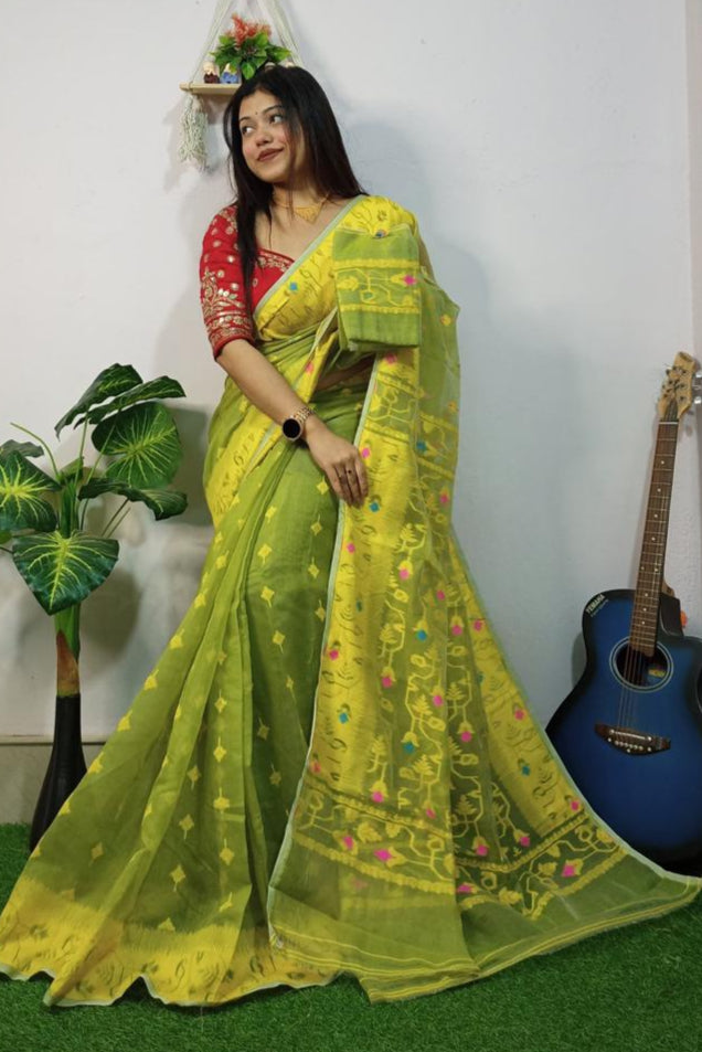 Bristir Gondho Dhakai Jamdani Saree