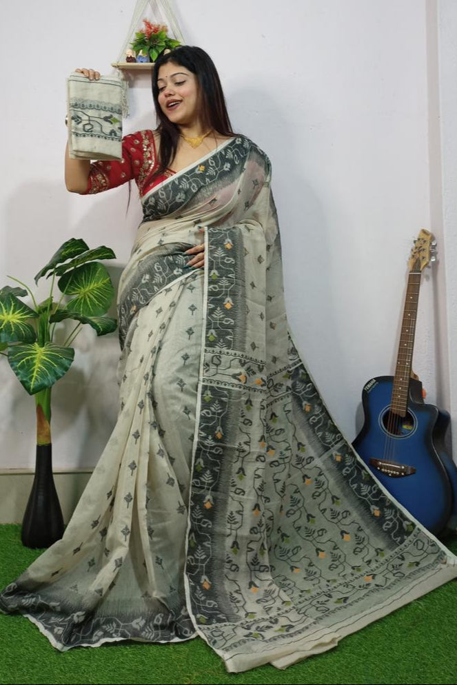 Bristir Gondho Dhakai Jamdani Saree