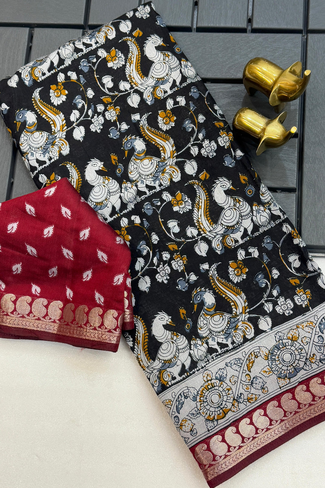 Scent of Petals Mangalagiri Silk Saree