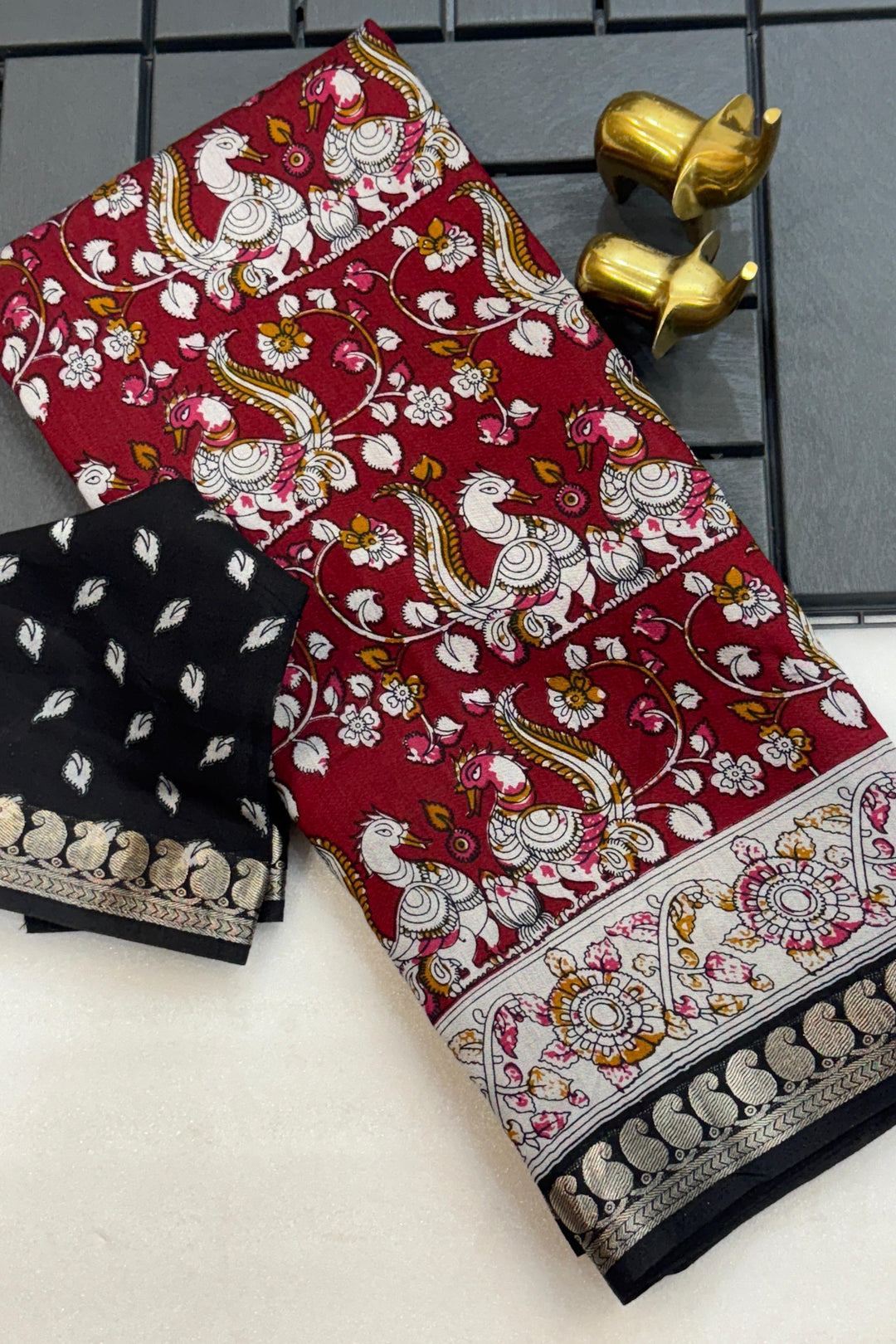 Scent of Petals Mangalagiri Silk Saree