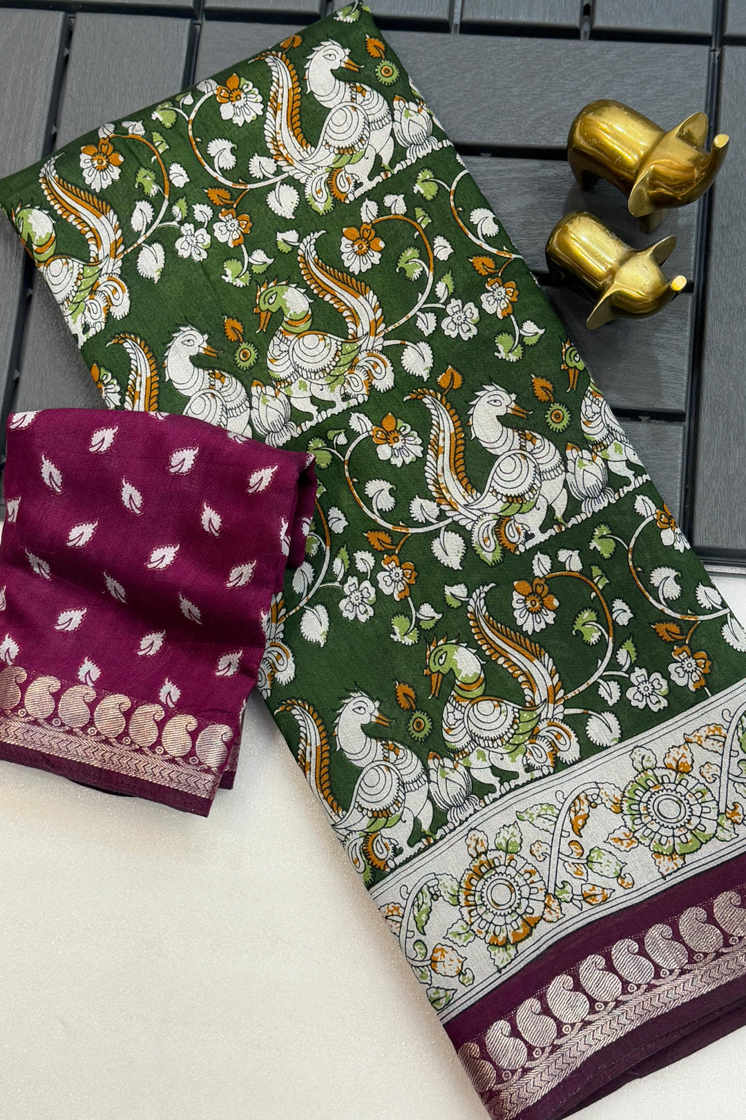 Scent of Petals Mangalagiri Green Silk Saree