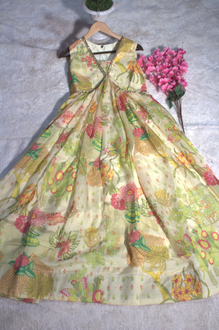 Colour Sway Georgette Gown