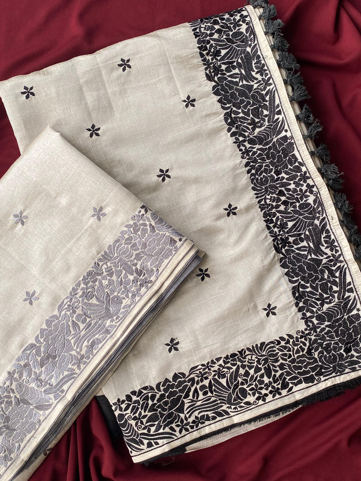 Contrast in Bloom Tussar Silk Saree