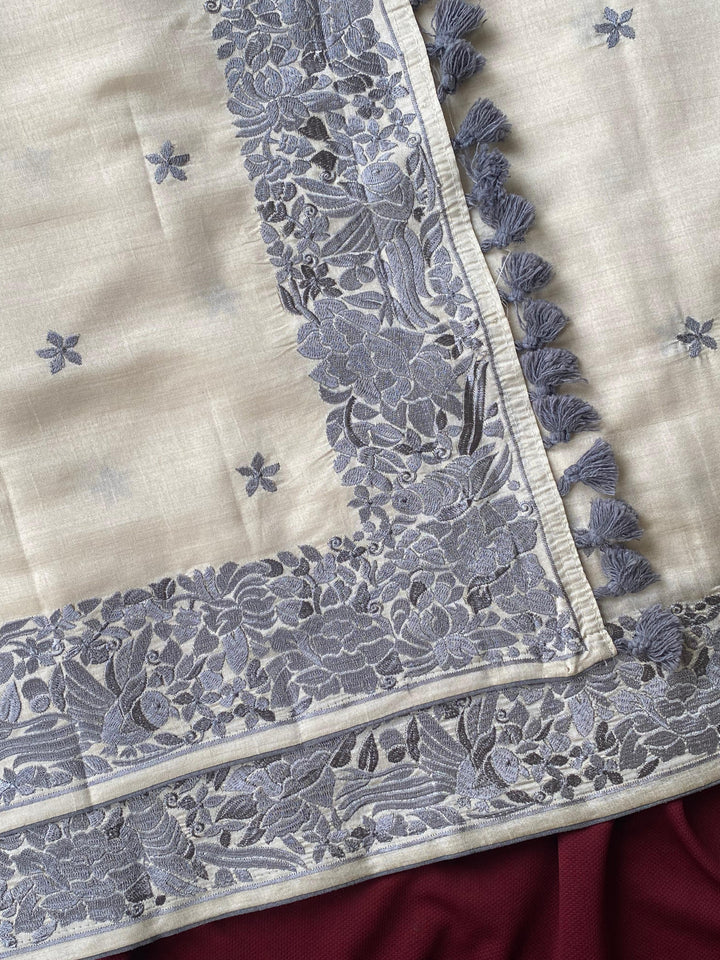 Contrast in Bloom Tussar Silk Saree