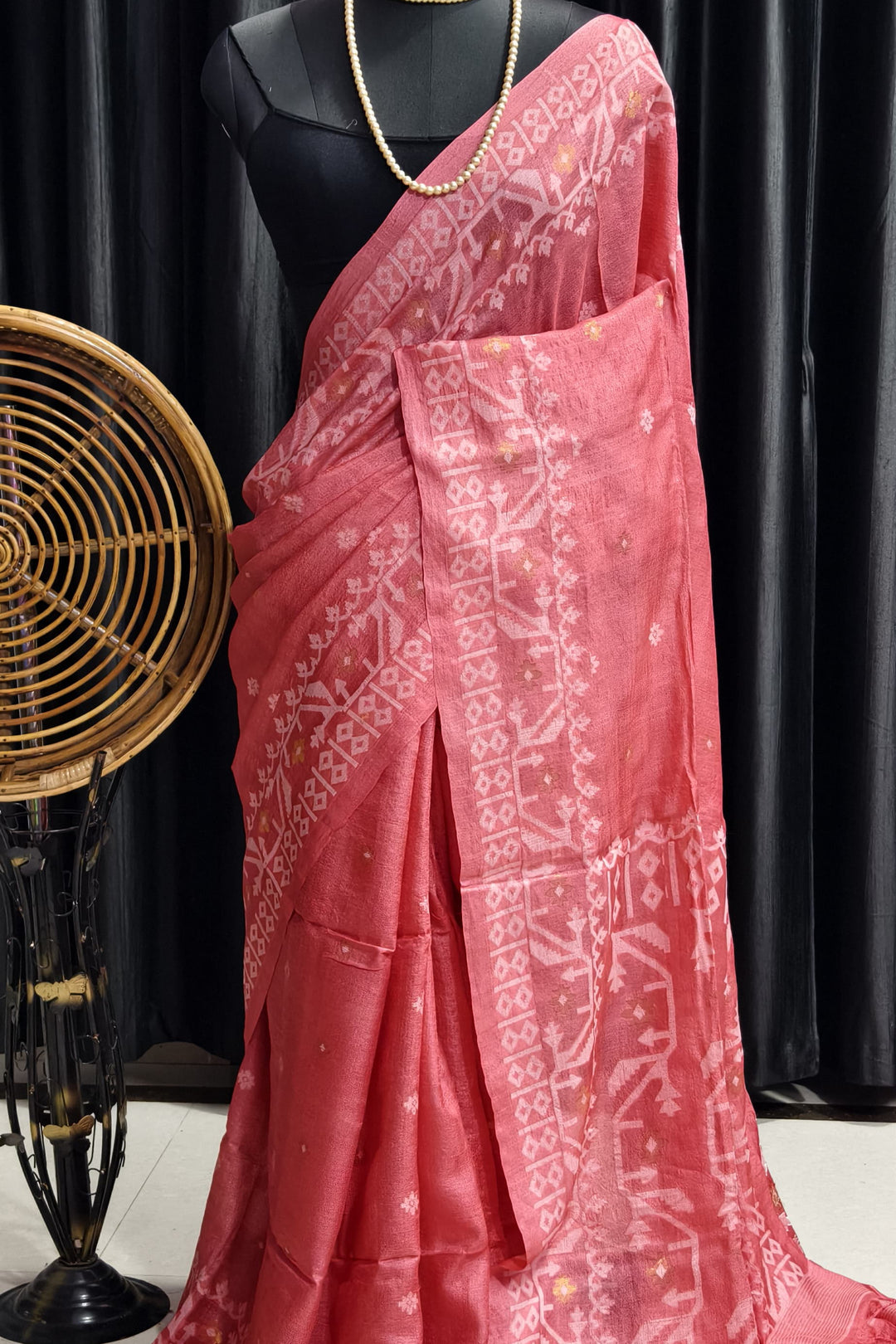 Unmona Rup Gachi Tussar Saree