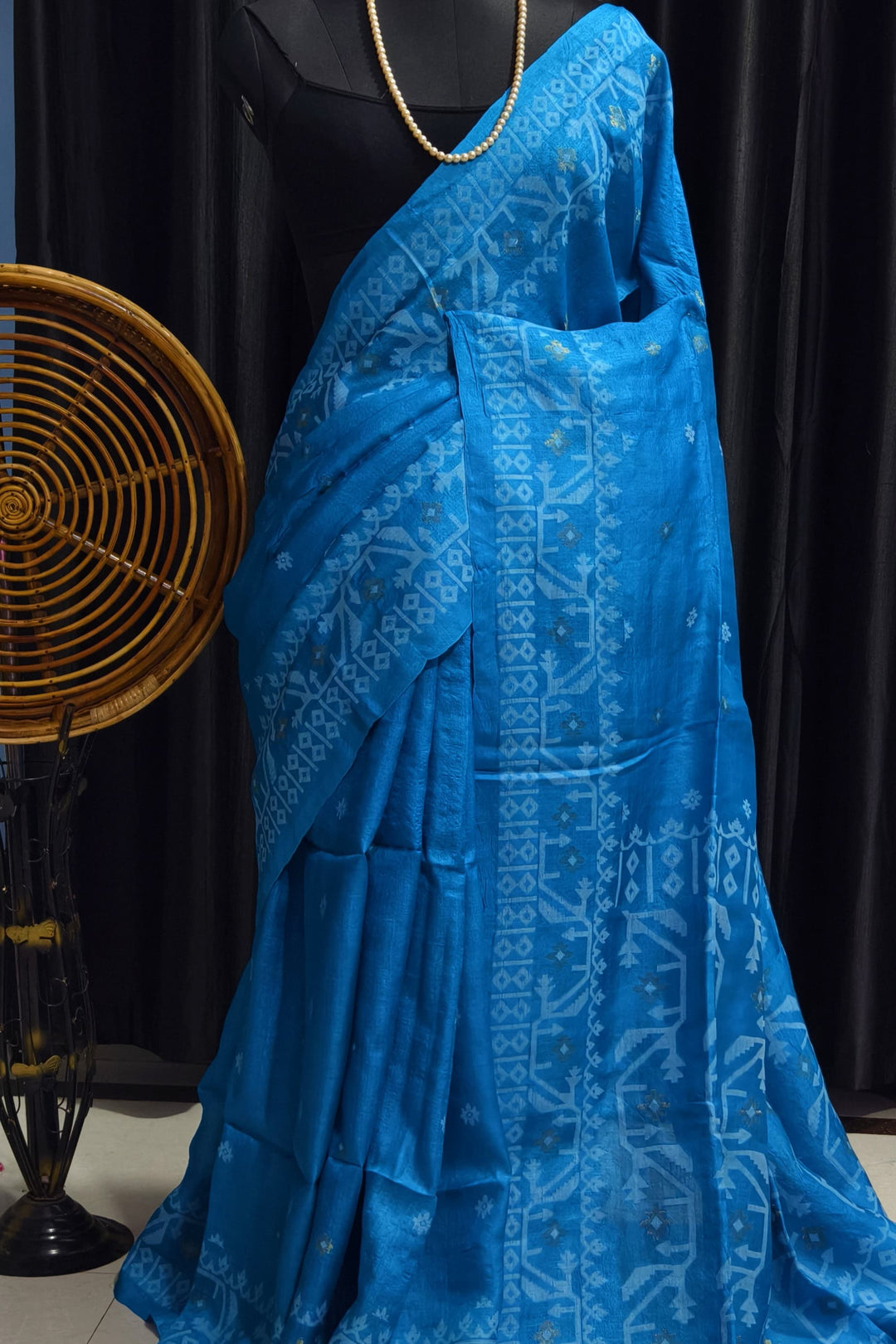 Unmona Rup Gachi Tussar Saree