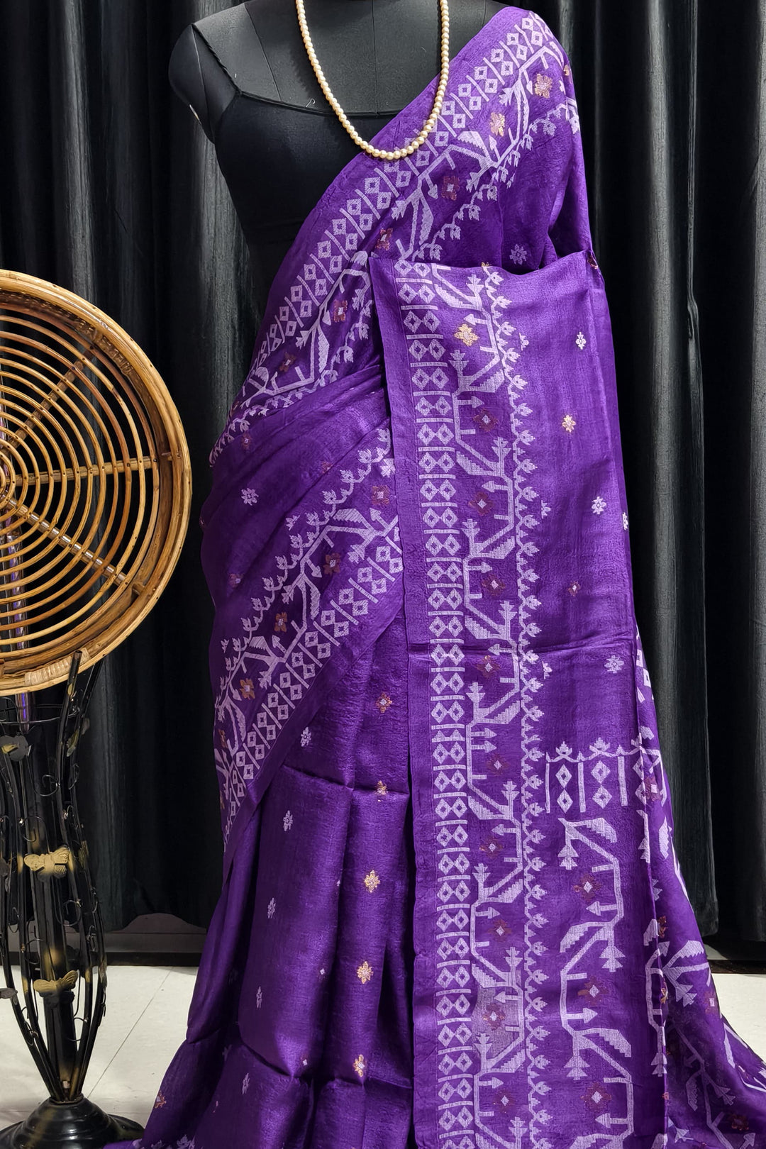 Unmona Rup Gachi Tussar Saree