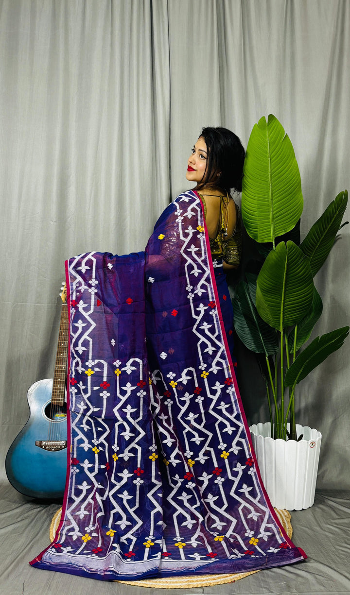 Chorui Pakhi Muslin Dhakai Jamdani Saree