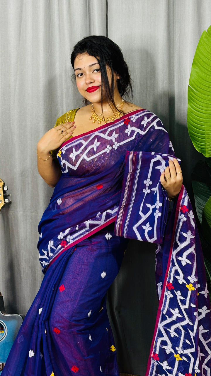 Chorui Pakhi Muslin Dhakai Jamdani Saree