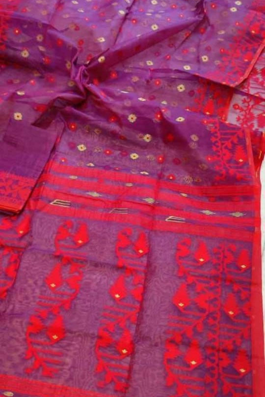 Ektu Bikel Karat Dhakai Jamdani Saree