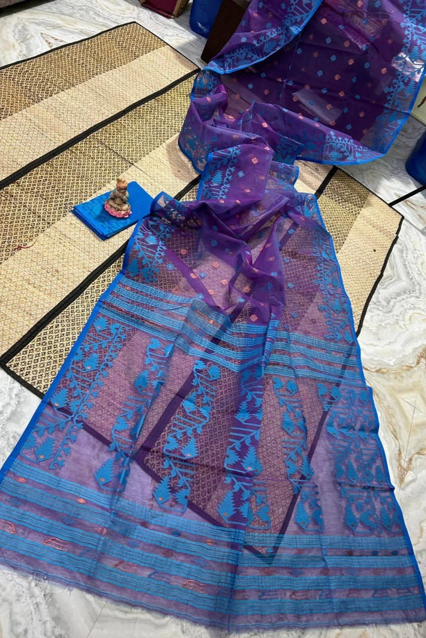 Ektu Bikel Karat Dhakai Jamdani Saree