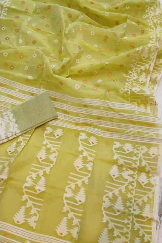 Ektu Bikel Karat Dhakai Jamdani Saree