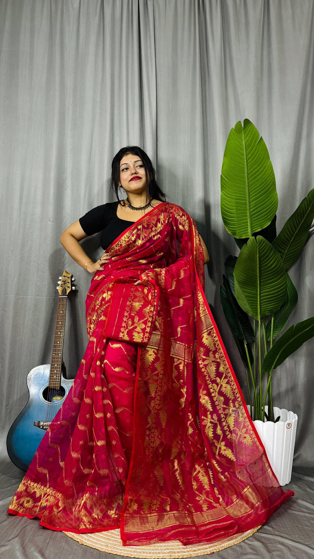 Nakshatra Karat Dhakai Jamdani Saree