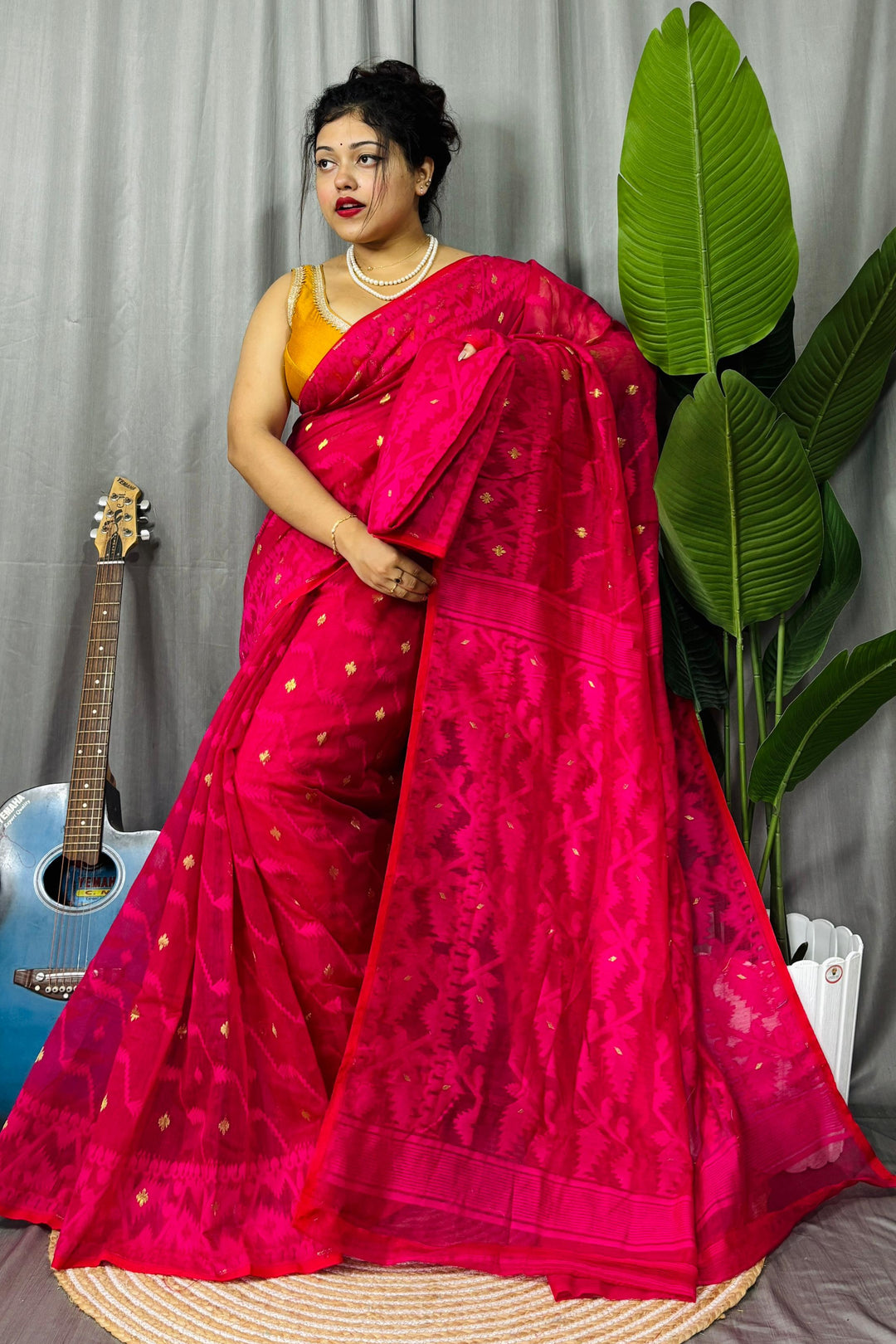 Nakshatra Karat Dhakai Jamdani Saree