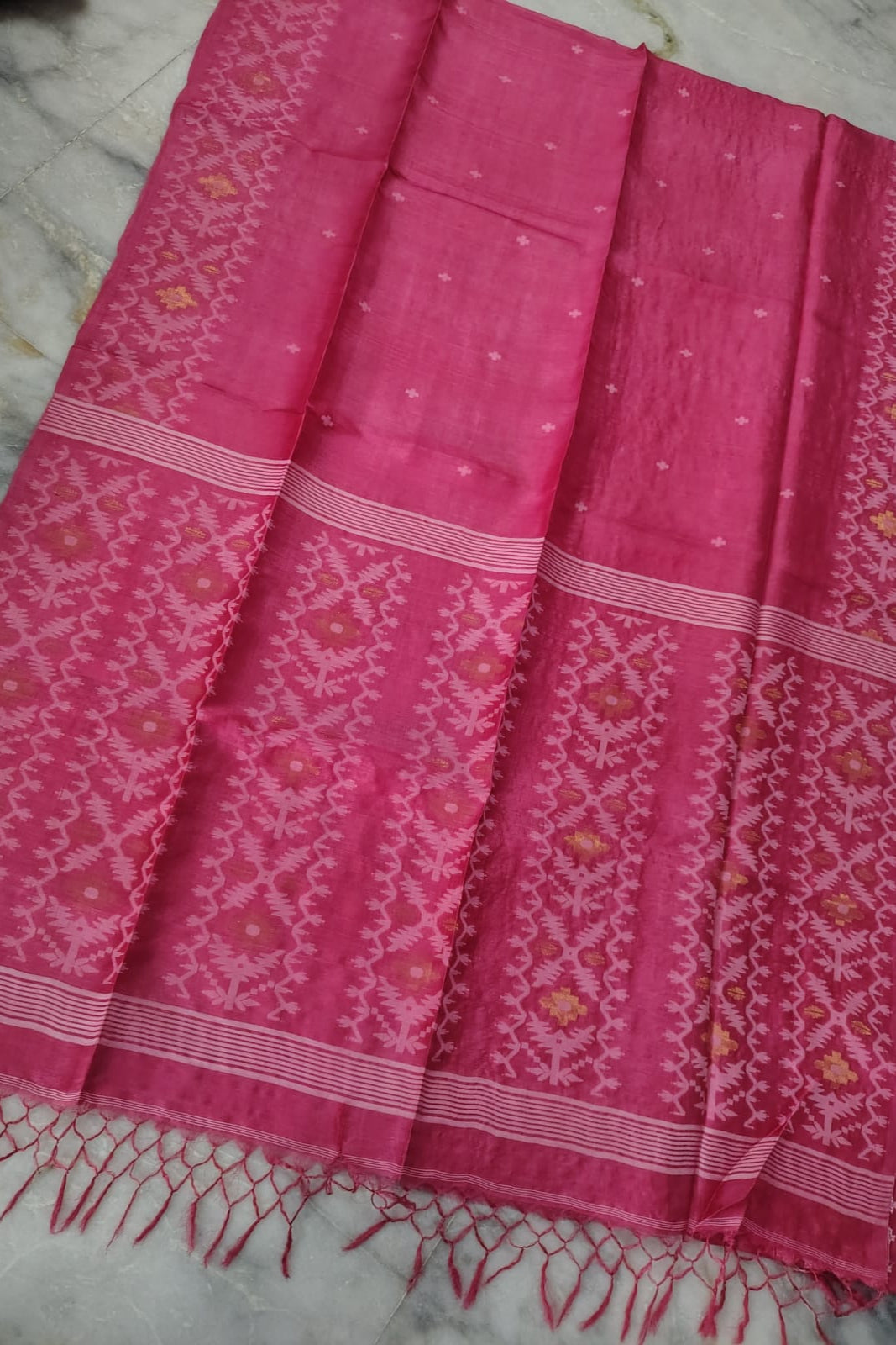 Swapnadoot Gachi Tussar Jamdani Saree
