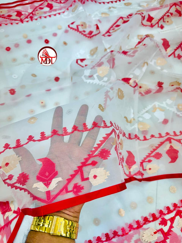 Canvas of Bengal Organza Muslin Jamdani Saree