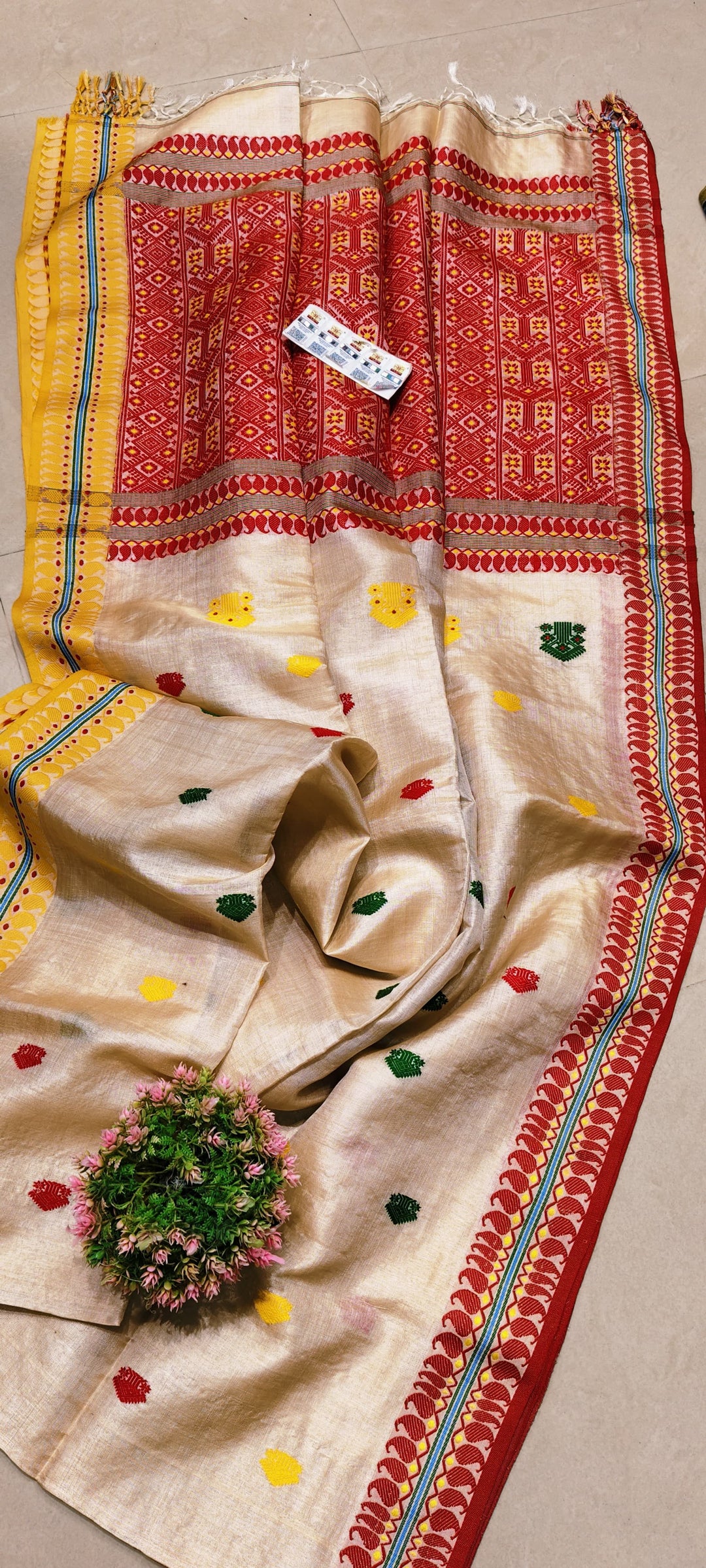 Tepantorer Rupkotha Gachi Tussar Jamdani Saree
